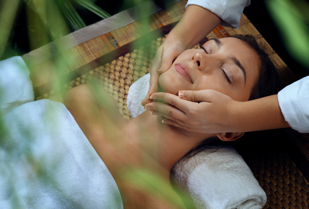 massage kobido relaxation