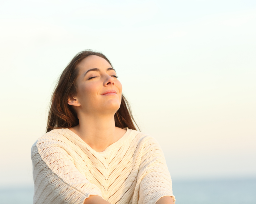 Exercices de respiration le matin pour calmer le stress